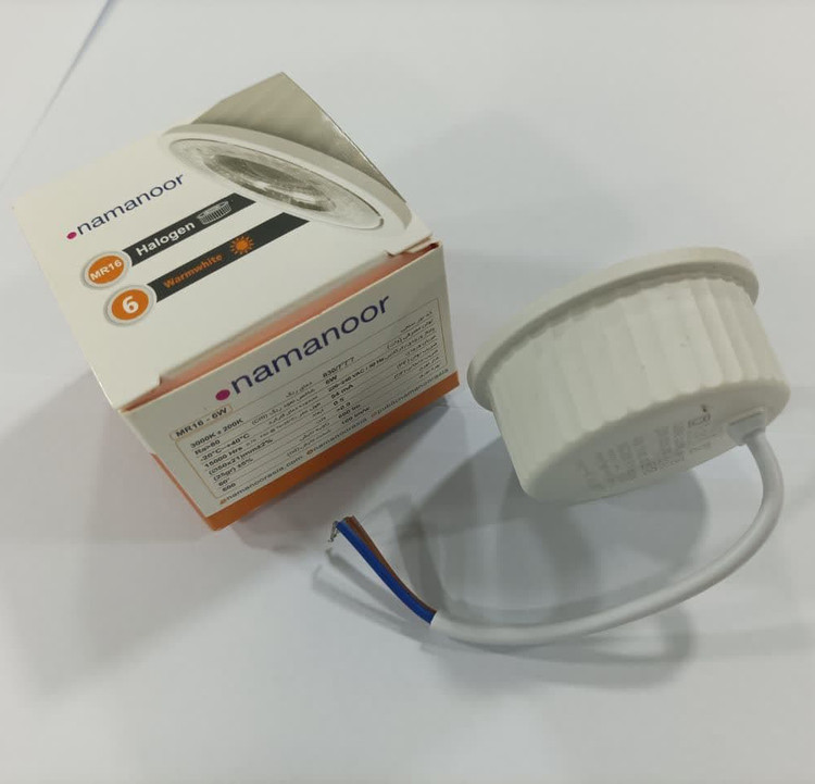 لامپ هالوژن 6 وات نمانور مدل MR16 پایه سیم دار